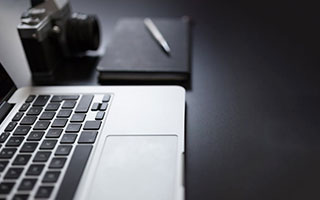 18年前的今天，诺伊尔在对阵波尔图的比赛中一举成名